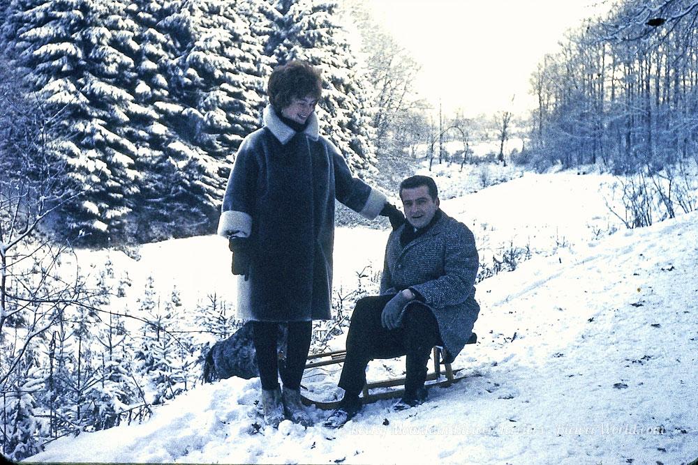 Gertrud and Werner Biewer with a sled